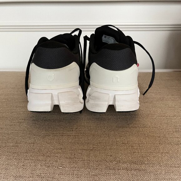 On Cloud Running Shoes size 8 1/2 - Picture 3 of 7